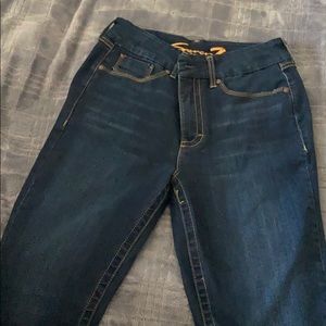 GUC tummy less jeans